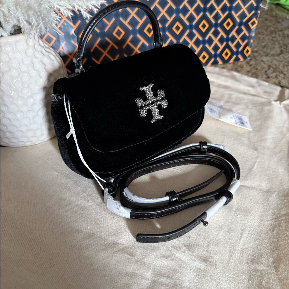 NWT , TORY BURCH BRITTEN VELVET PUFFY MINI TOP HANDLE BLACK